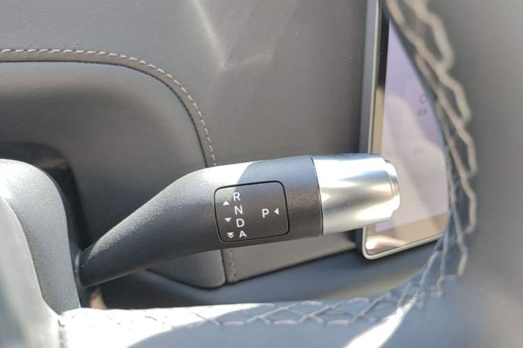 Used Li Auto L6 2024 Pro Model Gear Lever