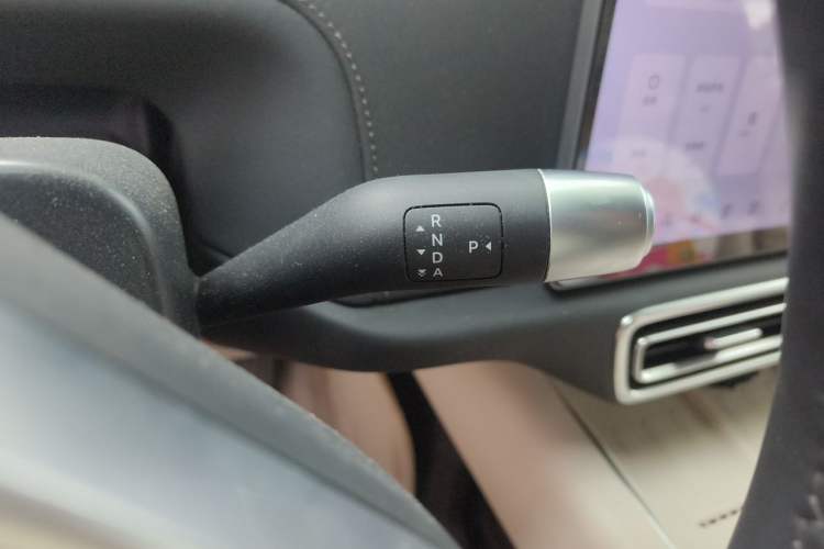 Used Li Auto L6 2024 Pro Model Gear Lever