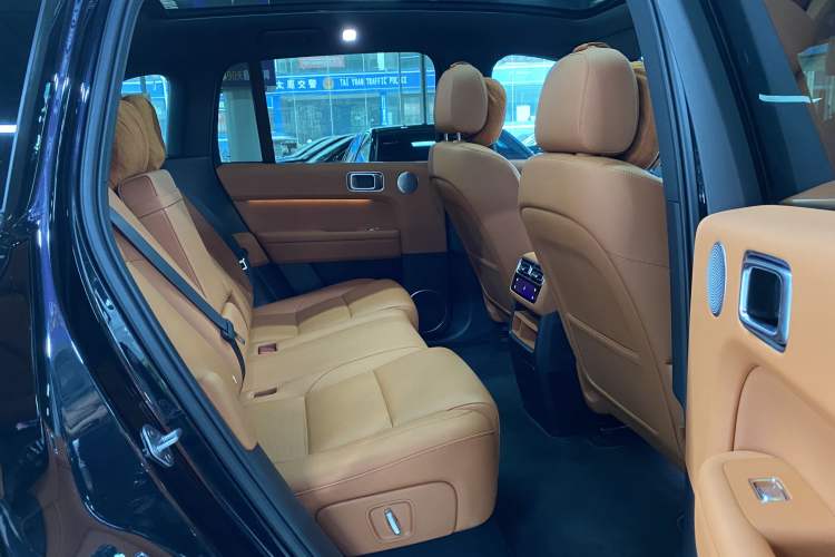 Used Li Auto L6 2024 Pro Model Interior 12