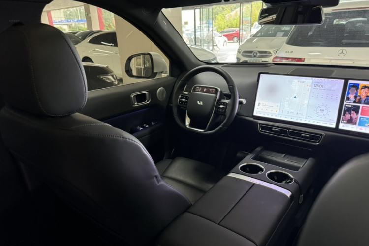 Used Li Auto L6 2024 Pro Model Interior 12