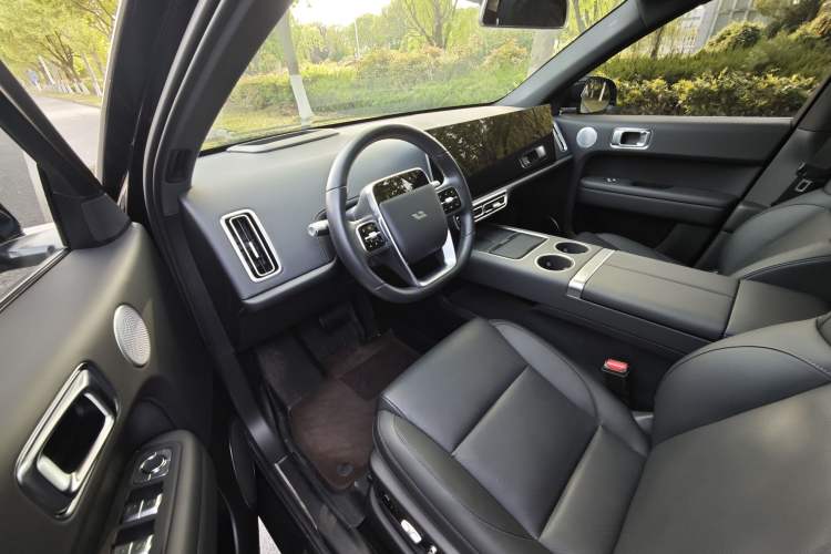 Used Li Auto L6 2024 Pro Model Interior 2