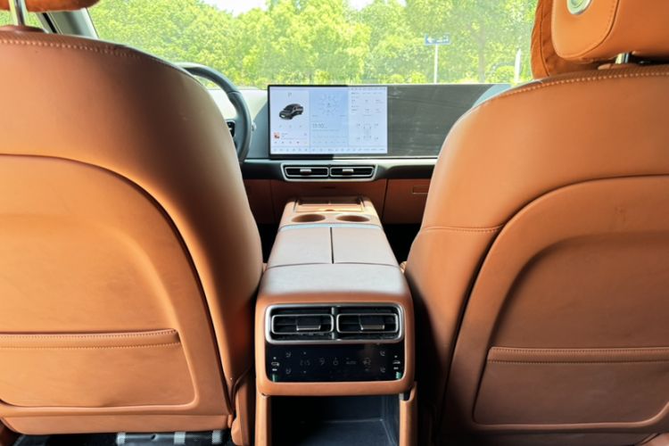 Used Li Auto L6 2024 Pro Model Interior 2