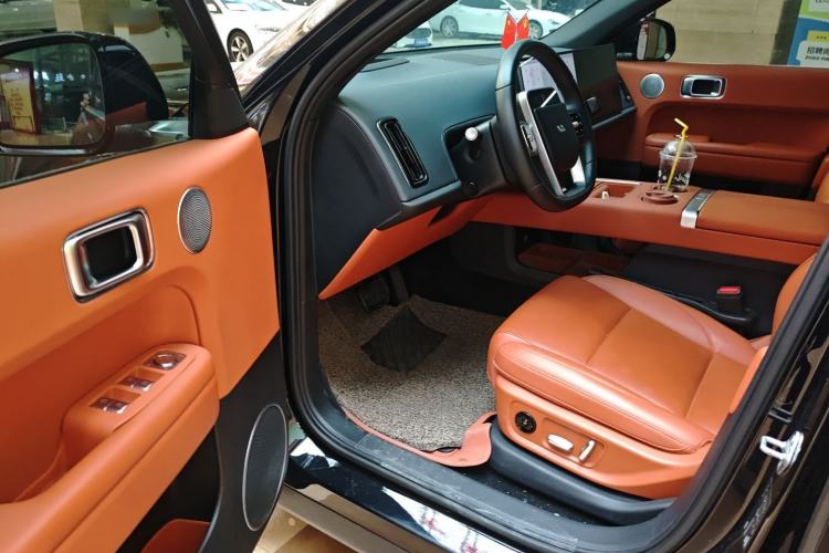 Used Li Auto L6 2024 Pro Model Interior 3