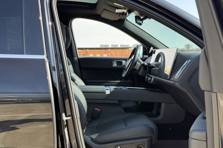 Used Li Auto L6 2024 Pro Model Interior 5