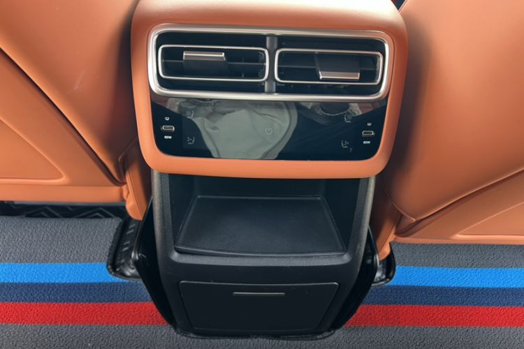 Used Li Auto L6 2024 Pro Model Interior 7