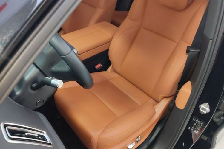 Used Li Auto L6 2024 Pro Model Left Front Seat