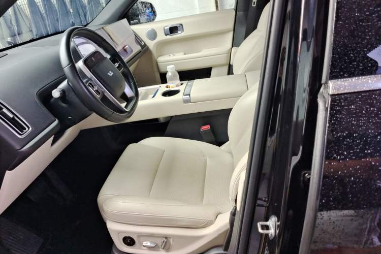 Used Li Auto L6 2024 Pro Model Left Front Seat
