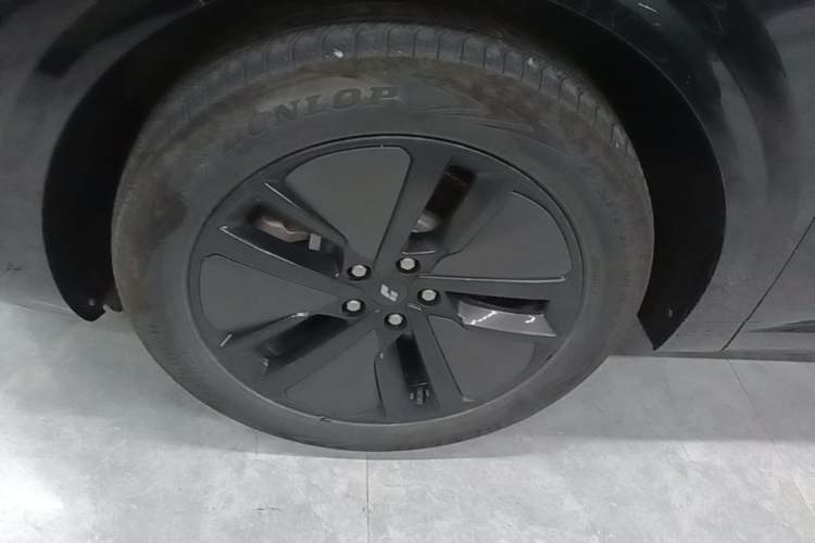 Used Li Auto L6 2024 Max Left Front Wheel Hub