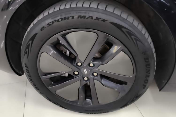 Used Li Auto L6 2024 Max Left Front Wheel Hub