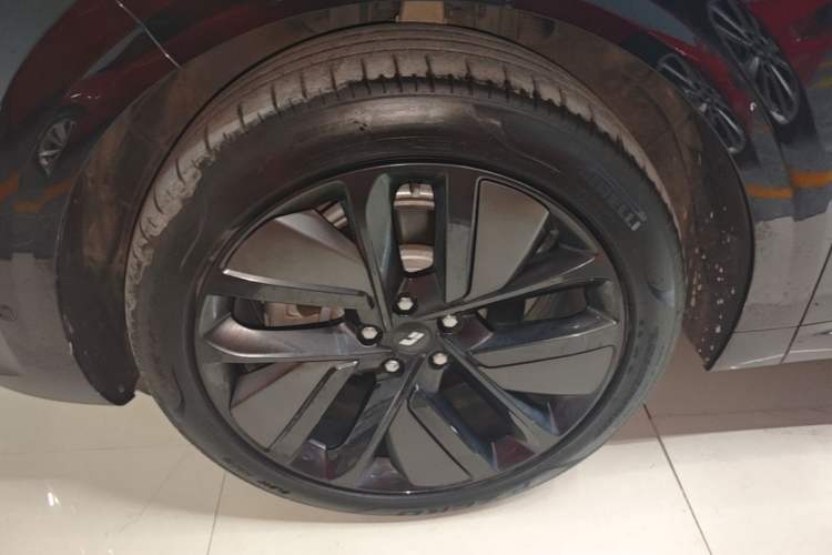 Used Li Auto L6 2024 Pro Model Left Front Wheel Hub