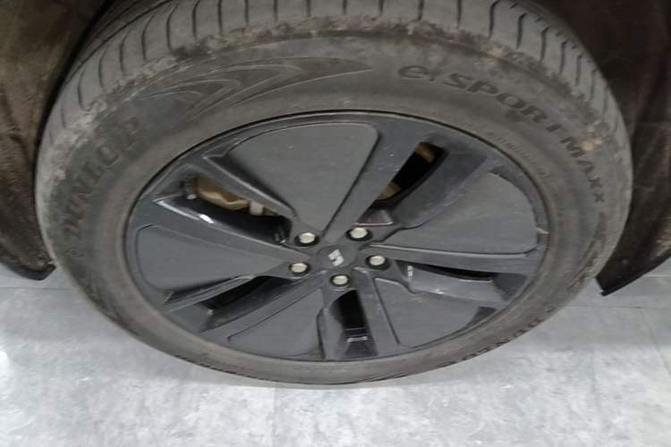 Used Li Auto L6 2024 Pro Model Left Front Wheel Hub