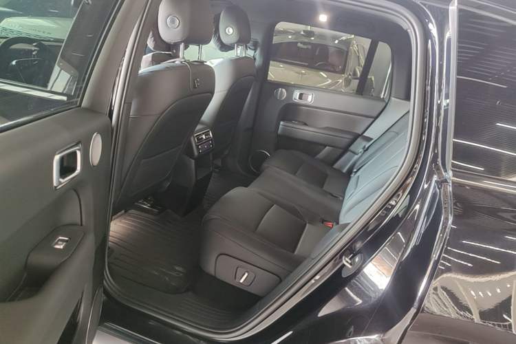 Used Li Auto L6 2024 Pro Model Left Rear Seat