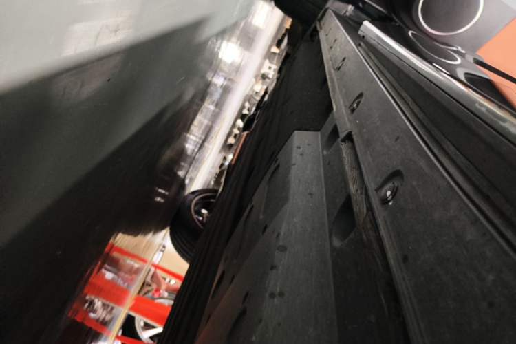 Used Li Auto L6 2024 Pro Model Left Side Sill