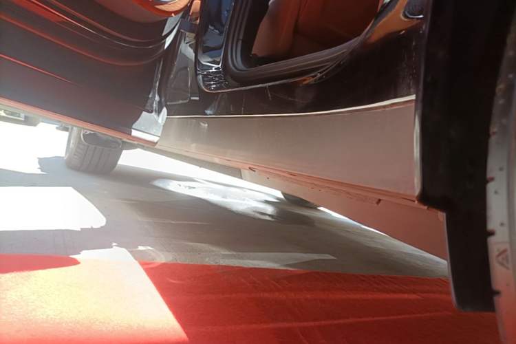 Used Li Auto L6 2024 Pro Model Left Side Sill