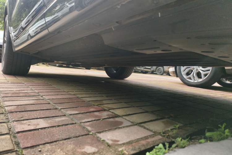 Used Li Auto L6 2024 Pro Model Left Side Sill