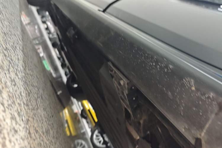 Used Li Auto L6 2024 Pro Model Left Side Sill