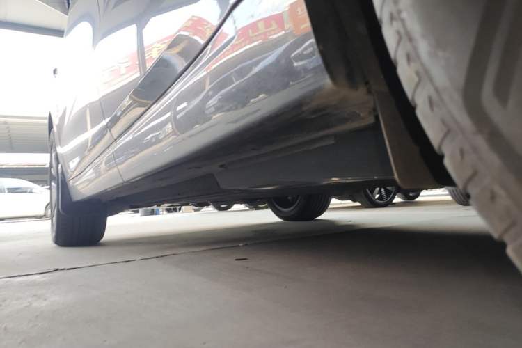 Used Li Auto L6 2024 Pro Model Left Side Sill