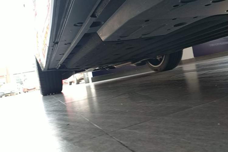Used Li Auto L6 2024 Pro Model Left Side Sill