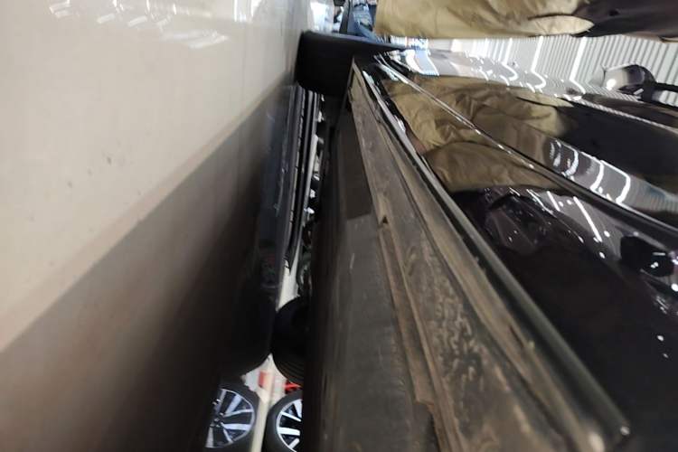 Used Li Auto L6 2024 Pro Model Left Side Sill