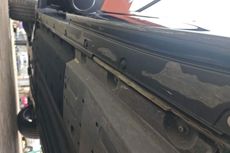 Used Li Auto L6 2024 Pro Model Left Side Sill