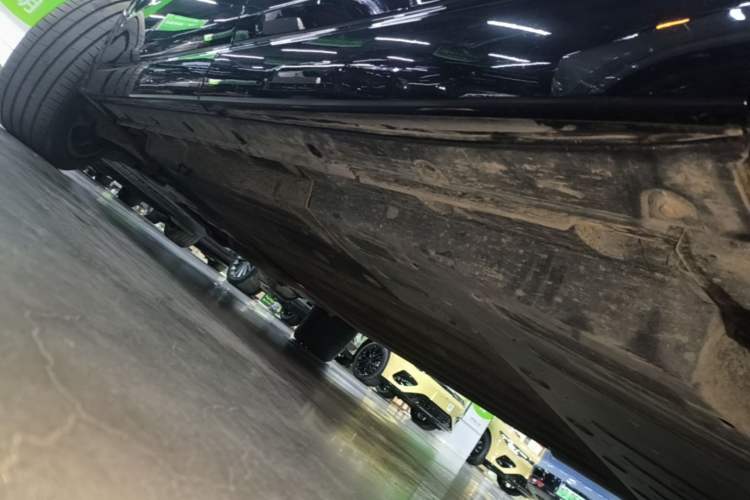 Used Li Auto L6 2024 Pro Model Left Side Sill