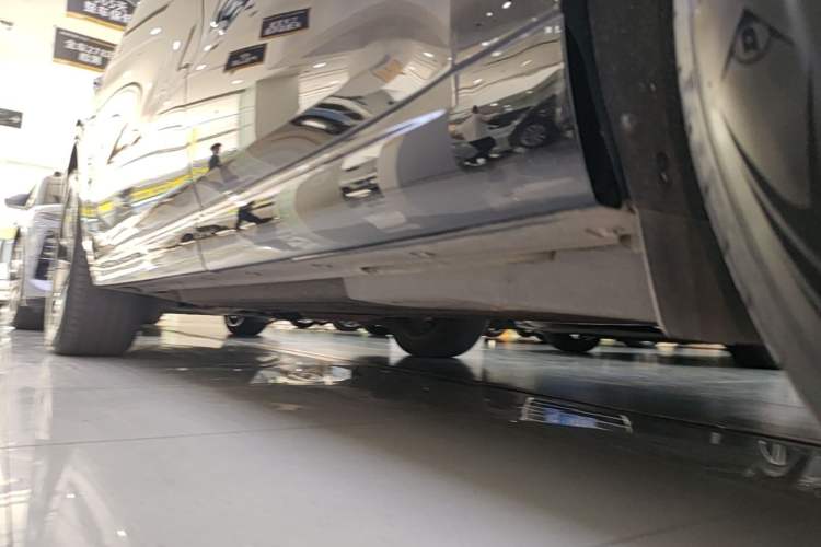 Used Li Auto L6 2024 Pro Model Left Side Sill