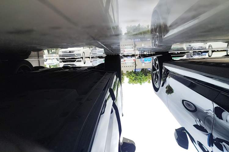 Used Li Auto L6 2024 Pro Model Left Side Sill