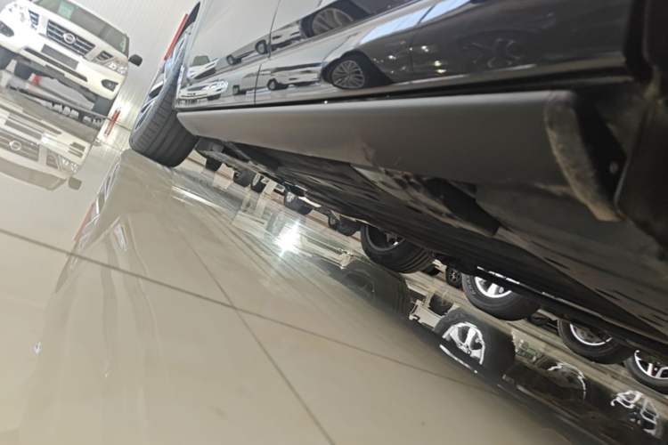 Used Li Auto L6 2024 Pro Model Left Side Sill