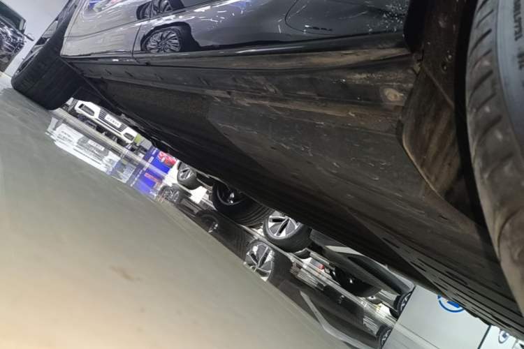 Used Li Auto L6 2024 Pro Model Left Side Sill