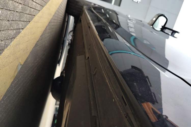 Used Li Auto L6 2024 Pro Model Left Side Sill