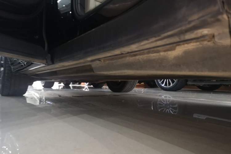 Used Li Auto L6 2024 Max Left Side Sill