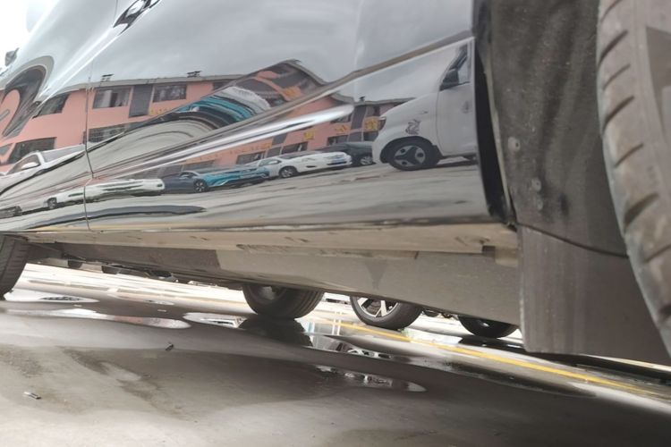 Used Li Auto L6 2024 Pro Model Left Side Sill