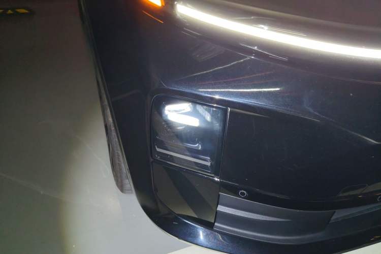 Used Li Auto L6 2024 Pro Model Right Front Headlight