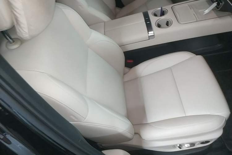 Used Li Auto L6 2024 Pro Model Right Front Seat