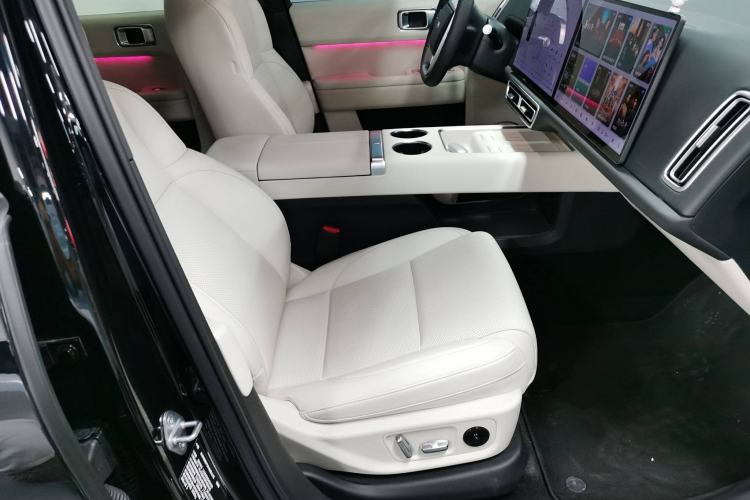 Used Li Auto L6 2024 Pro Model Right Front Seat