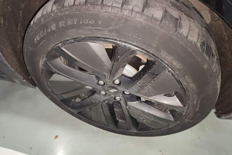 Used Li Auto L6 2024 Max Right Front Wheel Hub