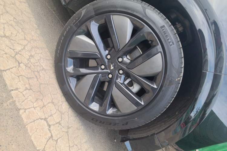 Used Li Auto L6 2024 Max Right Front Wheel Hub