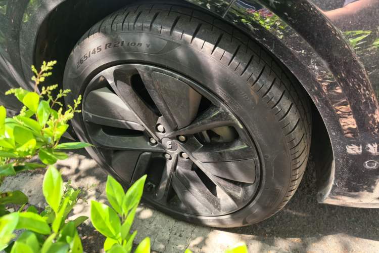 Used Li Auto L6 2024 Max Right Front Wheel Hub