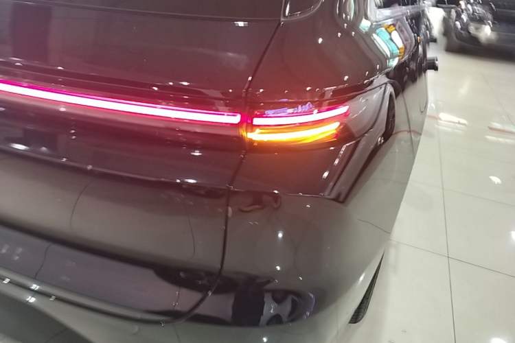 Used Li Auto L6 2024 Pro Model Right Rear Taillight