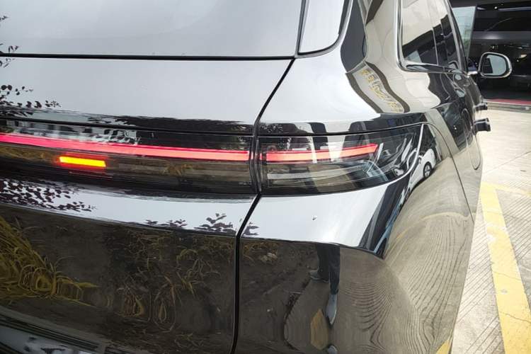 Used Li Auto L6 2024 Pro Model Right Rear Taillight