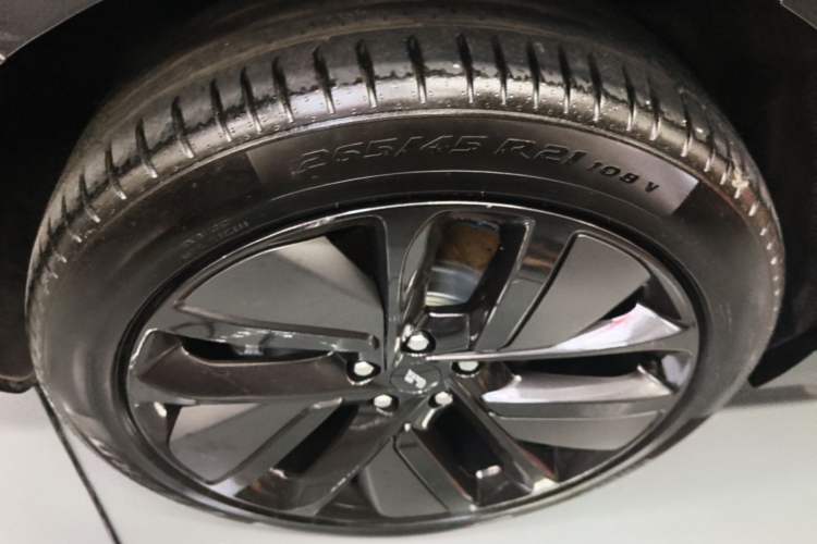 Used Li Auto L6 2024 Pro Model Right Rear Wheel Hub