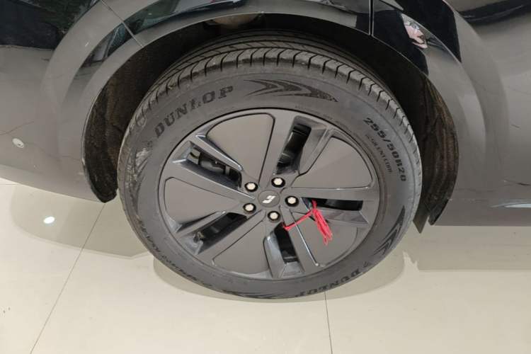 Used Li Auto L6 2024 Pro Model Right Rear Wheel Hub