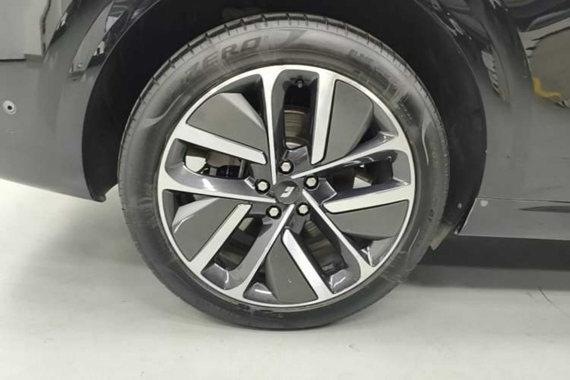 Used Li Auto L6 2024 Pro Model Right Rear Wheel Hub