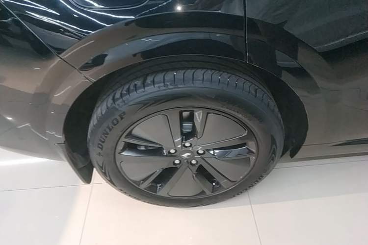 Used Li Auto L6 2024 Pro Model Right Rear Wheel Hub