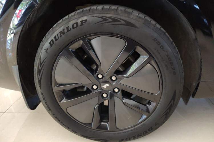 Used Li Auto L6 2024 Pro Model Right Rear Wheel Hub