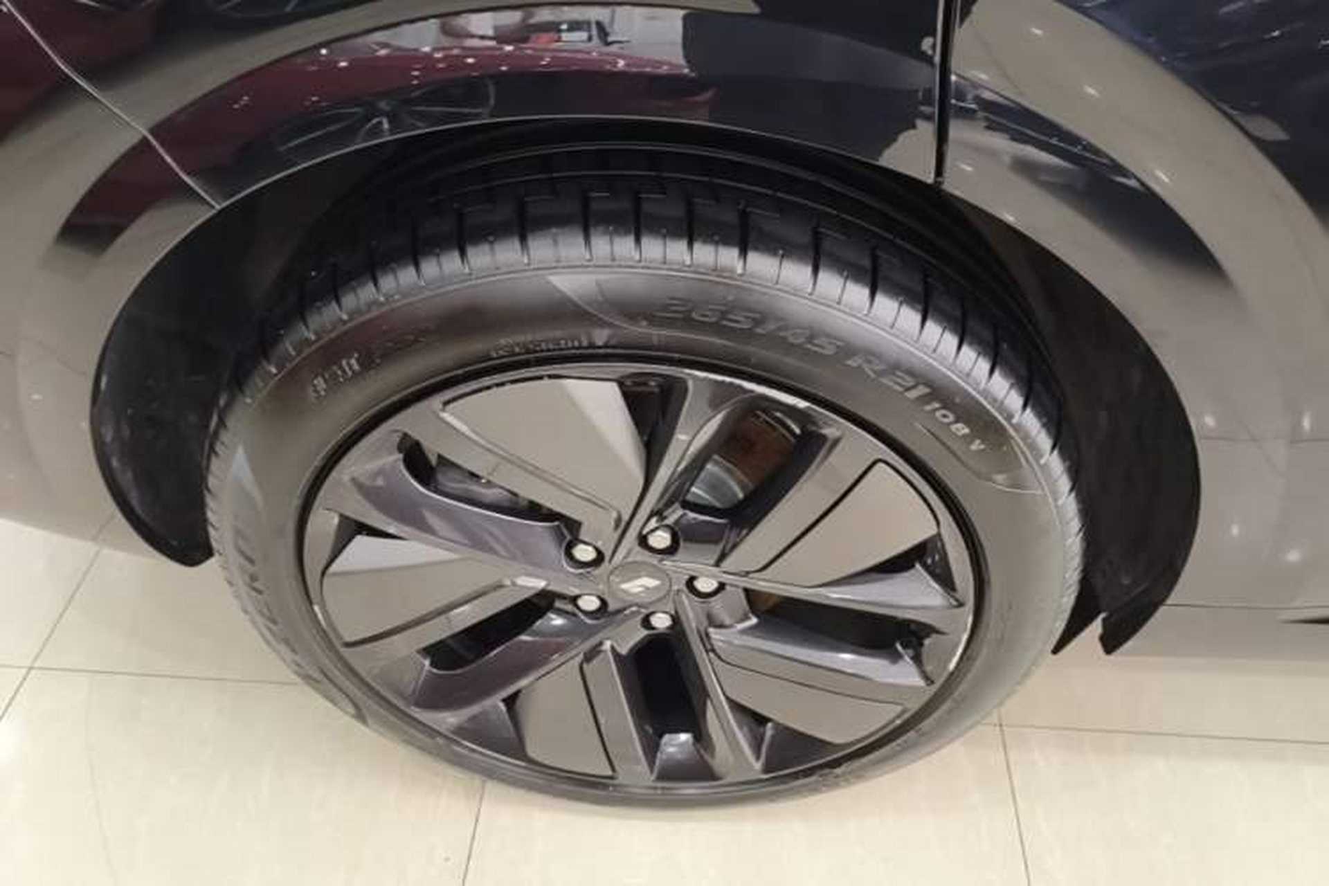 Used Li Auto L6 2024 Pro Model Right Rear Wheel Hub