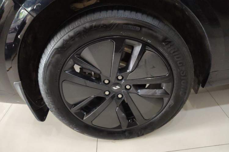 Used Li Auto L6 2024 Pro Model Right Rear Wheel Hub