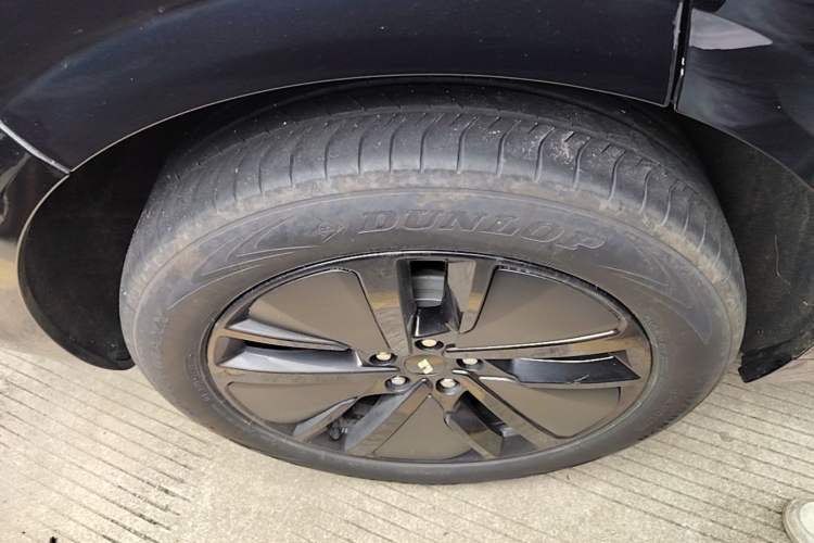 Used Li Auto L6 2024 Pro Model Right Rear Wheel Hub