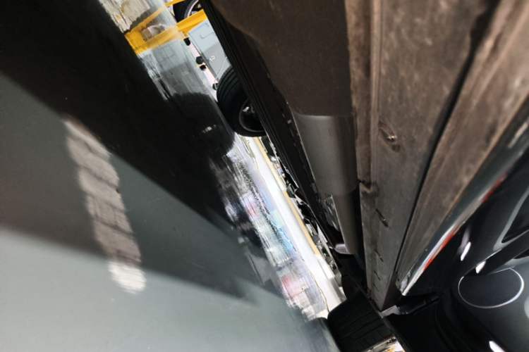 Used Li Auto L6 2024 Pro Model Right Side Sill