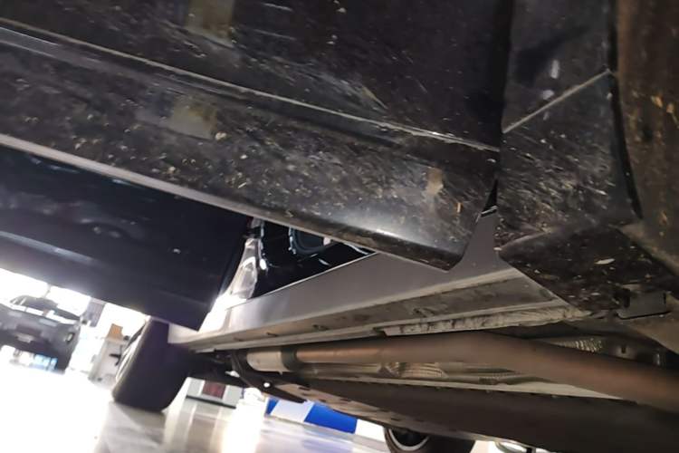 Used Li Auto L6 2024 Pro Model Right Side Sill